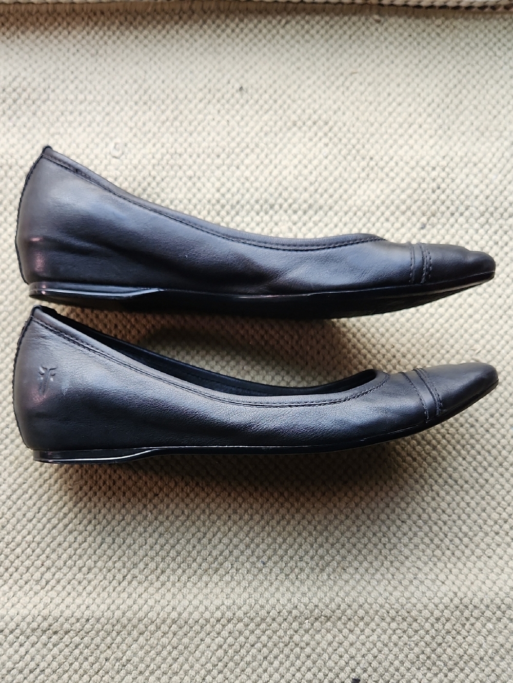 Frye Alicia Ballet Flats Wedge Womens 7.5 M Black Leather Shoes 3471032 - Picture 9 of 9